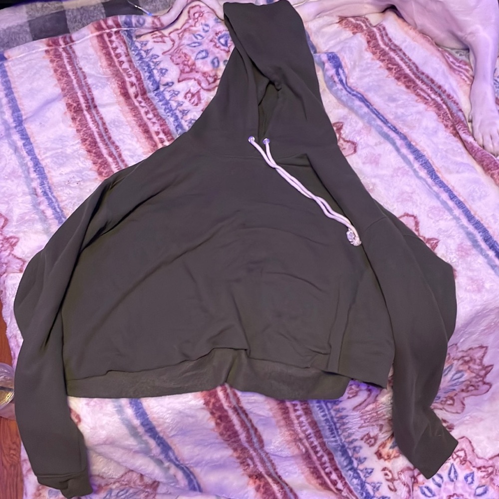 Rarely worn, no stains, washed and clean.